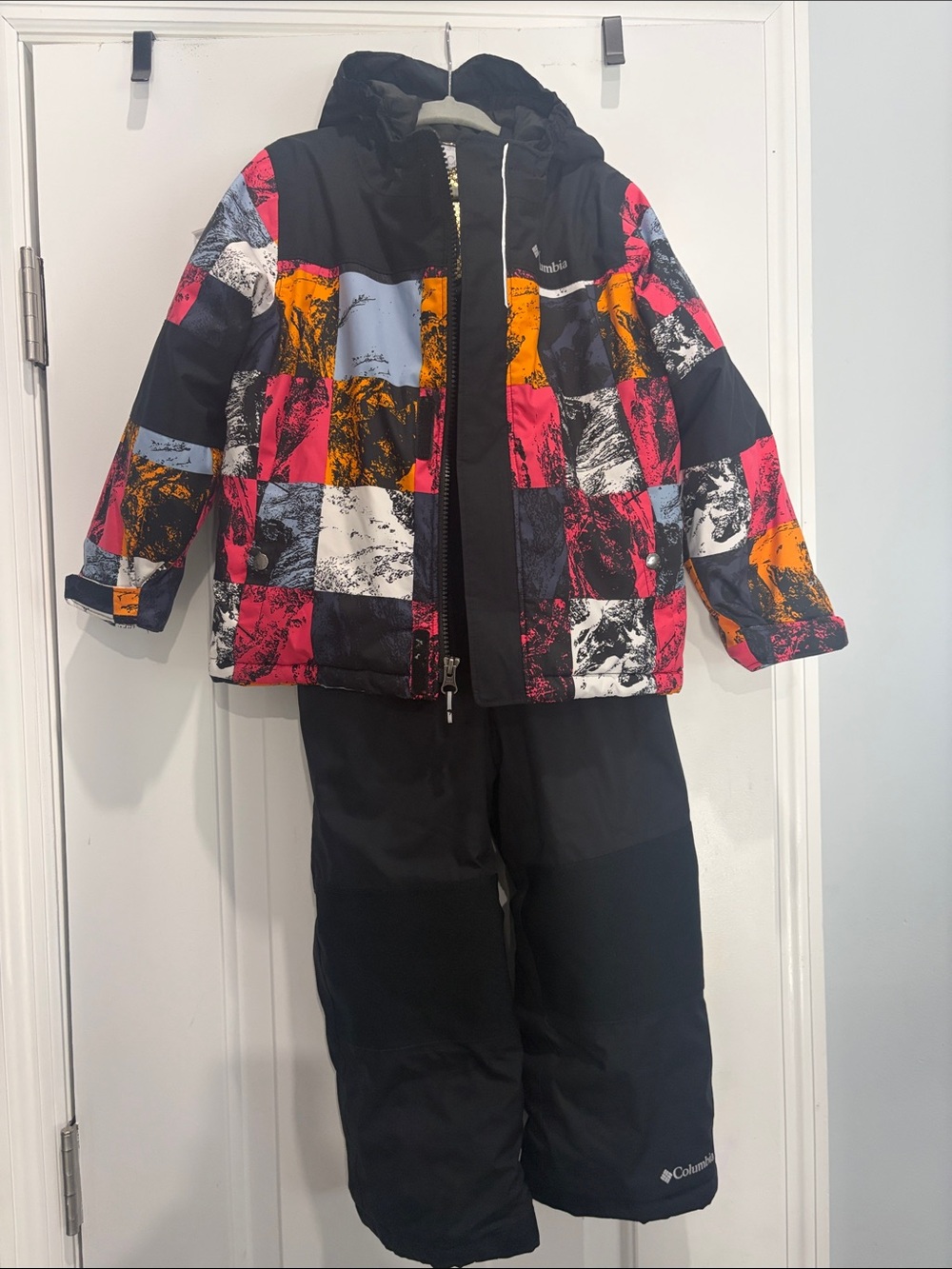 Columbia Omni-tech 4T snowsuit bib and jacket set euc